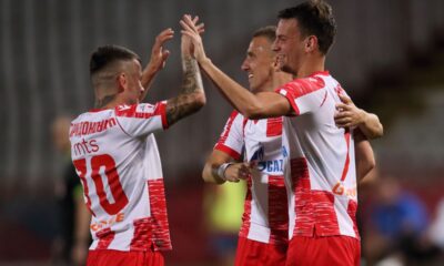 SRDJAN SPIRIDONOVIC, BRANKO JOVICIC i MILOS VULIC fudbaleri Crvene zvezde na utakmici Superlige Prvenstva Srbije protiv Novog Pazara na stadionu Rajka Mitica, Beograd, 01.08.2020. godine Foto: Marko Metlas Fudbal, Crvena zvezda, Superliga Prvenstvo Srbije, Novi Pazar