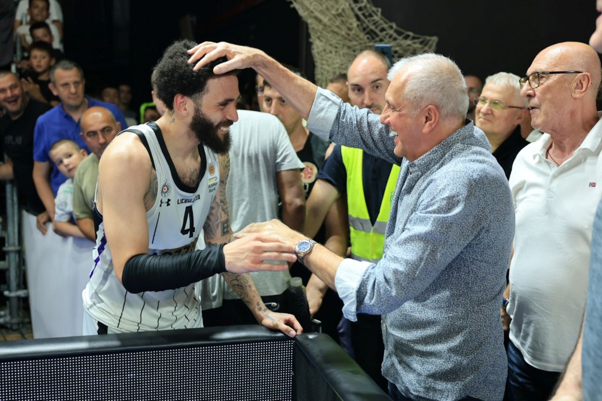 DUANE WASHINGTON Dvejn Vasington i ZELIMIR OBRADOVIC ZELJKO trener kosarkasa Partizana na utakmici Prvenstva Srbije protiv Spartaka Subotica u hali Dudova suma, Subotica 24.06.2025. godine Foto: MN PRESS Kosarka, Partizan, Prvenstvo Srbije, Spartak Subotica, Kosarkaska liga Srbije, KLS