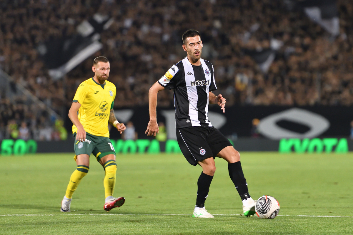 MARIO JURCEVIC fudbaler Partizana na utakmici kvalifikacija za UEFA Ligu Konferencija protiv Hibernijana Edinburg na stadionu Partizana, Beograd 07.08.2025. godine Foto: Marko Metlas Fudbal, Partizan, Kvalifikacije, UEFA Liga Konferencija, Hibernijan Edinburg