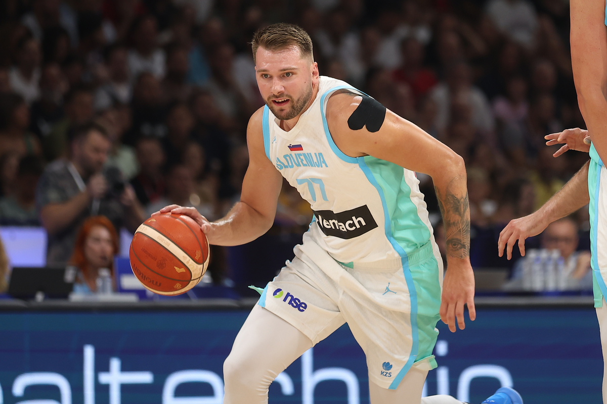 LUKA DONCIC kosarkas reprezentacije Slovenije na prijateljskoj utakmici protiv Srbije u hali Beogradska arena, Beograd 21.08.2025. godine Foto: Ivica Veselinov / MN PRESS KOSARKA, BASKETBALL, SLOVENIJA, SRBIJA, SLOVENIA, SERBIA
