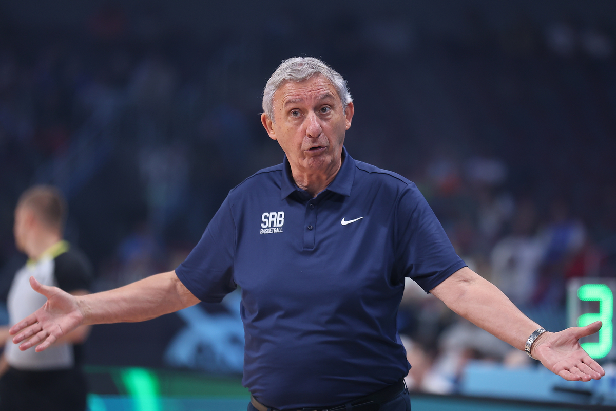 SVETISLAV PESIC trener kosarkasa reprezentacije Srbije na utakmici Evropskog Prvenstva protiv Ceske u hali Saomi Arena, Riga 01.09.2025. godine Foto: Ivica Veselinov / MN PRESS KOSARKA, BASKETBALL, SRBIJA, SERBIA, CZECH REPUBLIC, CESKA, EUROBASKET 2025, XIAOMI ARENA