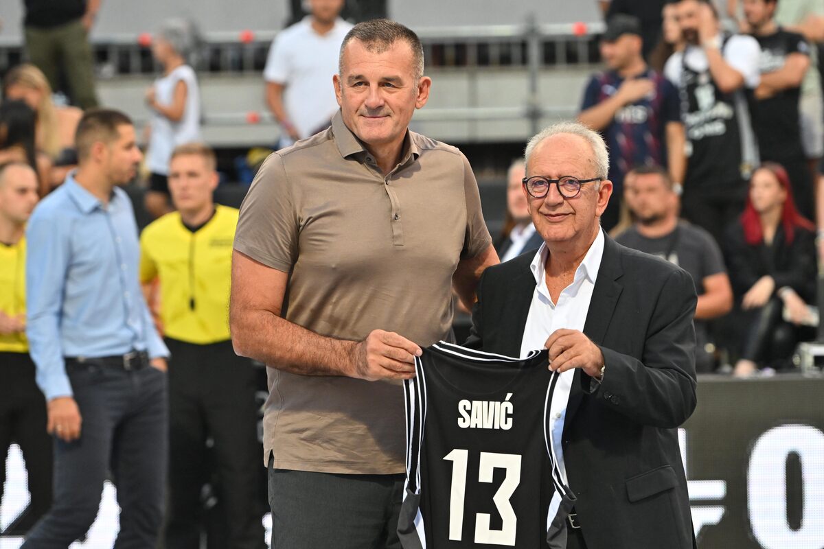 Sportski direktor Partizana na utakmici Open air turnira protiv PAOK Solun na stadionu Tasmajdan, Beograd 12.09.2025. godine Foto: Marko Metlas Kosarka, Partizan, Open air turnir, PAOK Solun