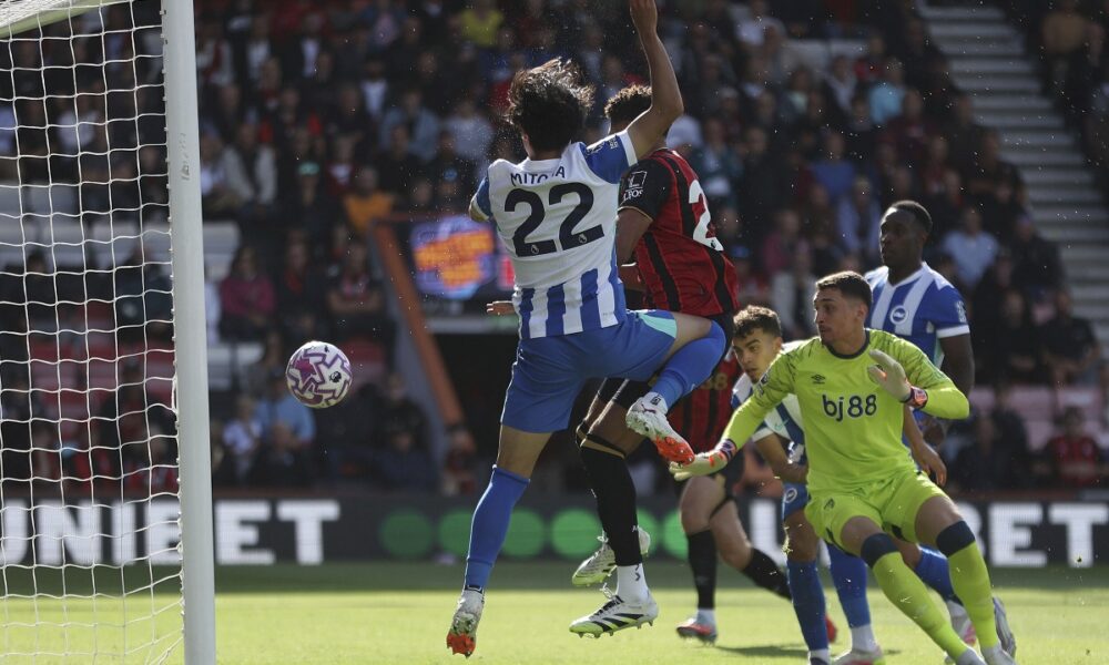 Brighton and Hove Albion's Kaoru Mitoma scores his side's first goal during the English Premier League soccer match between Bournemouth and Brighton and Hove Albion, at the Vitality Stadium, Bournemouth, England, Saturday Sept. 13, 2025. (Steven Paston/PA via AP)