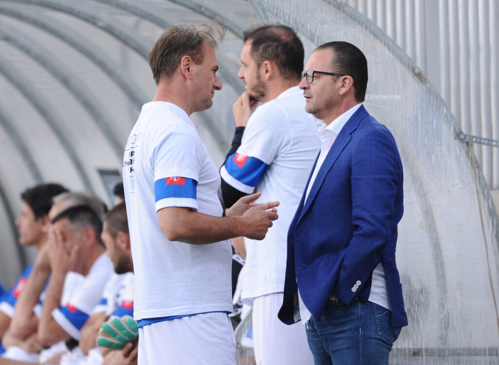 MEMORIJAL GORAN BUNJEVCEVIC BUNJA - Revijalna memorijalna utakmica u SC FSS. OSTOJA MIJAILOVIC, PREDRAG MIJATOVIC Stara Pazova, 21.05.2019. foto: Nebojsa Parausic Fudbal