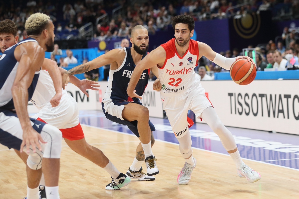FURKAN KORKMAZ kosarkas reprezentacije Turske na utakmici FIBA Evropskog prvenstva protiv Francuske u Mercedes Benc areni, Berlin 11.09.2022. godine Foto: Marko Metlas Kosarka, Turska, FIBA Evropsko prvenstvo, Francuska