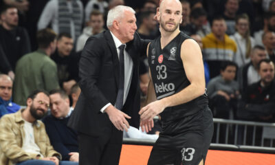 ZELJKO OBRADOVIC, trener kosarkasa Partizana, na utakmici Evrolige protiv Fenerbahcea, i NICK CALATHES i Nik Kalates u Beogradskoj Stark areni. Beograd, 23.02.2023. foto: Nebojsa Parausic Kosarka, Euroleague, Partizan, Fenerbahce