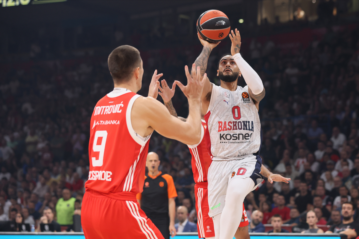 MARKUS HOWARD Markus Hauard kosarkas Baskonije na utakmici Evrolige protiv Crvene zvezde u hali Stark Beogradska arena, Beograd 09.10.2024. godine Foto: Marko Metlas Kosarka, Crvena zvezda, Evroliga, Baskonijakosarkas Baskonije na utakmici Evrolige protiv Crvene zvezde u hali Stark Beogradska arena, Beograd 09.10.2024. godine Foto: Marko Metlas Kosarka, Crvena zvezda, Evroliga, Baskonija