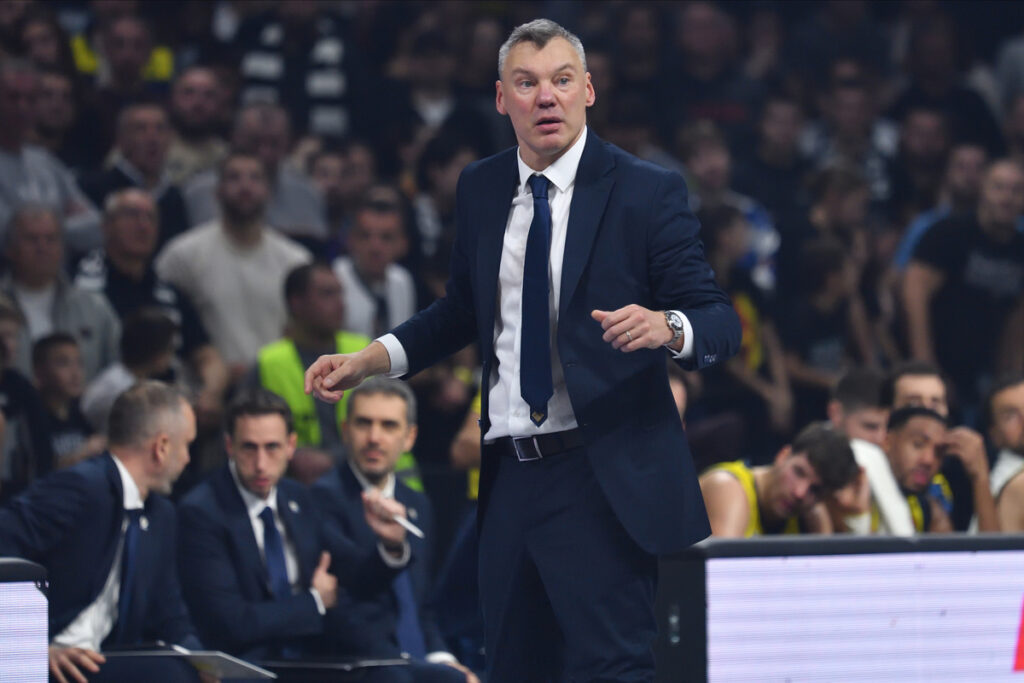 SARUNAS JASIKEVICIUS trener kosarkasa Fenerbahcea Istanbul na utakmici Evrolige protiv Partizana u hali Beogradska arena, Beograd 27.12.2024. godine Foto: Marko Metlas Kosarka, Partizan, Evroliga, Fenerbahce Istanbul