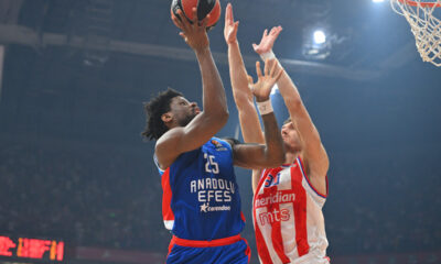DAN OTURU kosarkas Anadolu Efesa Istanbul na utakmici Evrolige protiv Crvene zvezde u hali Beogradska arena, Beograd 04.04.2025. godine Foto: Marko Metlas Kosarka, Crvena zvezda, Evroliga, Anadolu Efes Istanbul