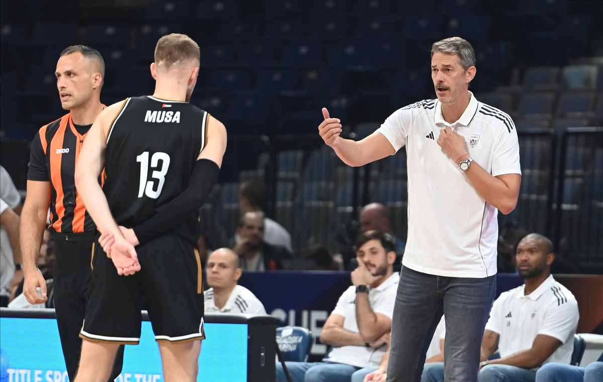 JURICA GOLEMAC, trener kosarkasa Dubaia, na utakmici VTB Lige Superkupa, protiv Zenita, u Beogradskoj Areni. Beograd, 24.09.2025. foto: Nebojsa Parausic Kosarka, VTB Super kup, Zenit, Dubai