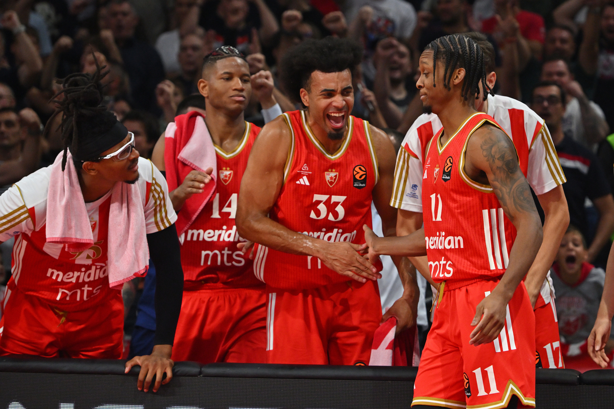 CHIMA MONEKE Cima Moneke, JASIEL RIVERO Hasiel Rivero, JORDAN NWORA Dzordan Nvora, TYSON CARTER Tajson Karter kosarkasi Crvene zvezde na utakmici Evrolige protiv Armani Olimpija Milano u hali Beogradska arena, Beograd 30.09.2025. godine Foto: Marko Metlas Kosarka, Crvena zvezda, Evroliga, Armani Olimpija Milano