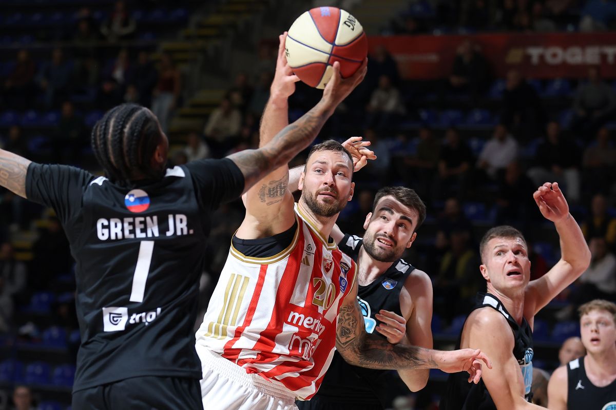 kosarkas Crvene Zvezde na utakmici ABA lige protiv Ilirije u hali Aleksandar Nikolic, Beograd 20.10.2025. godine Foto: Ivica Veselinov / MN PRESS KOSARKA, BASKETBALL, ABA LIGA, ABA LEAGUE, CRVENA ZVEZDA, ILIRIJA, JADRANSKA LIGA, ADRIATIC LEAGUE