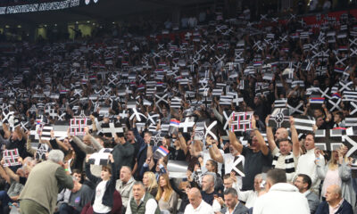 Navijači Partizana na utakmici Evrolige protiv Efesa u hali Beogradska Arena, Beograd 09.10.2025. godine Foto: Ivica Veselinov / MN PRESS KOSARKA, BASKETBALL, EVROLIGA, EUROLEAGUE, PARTIZAN, EFES
