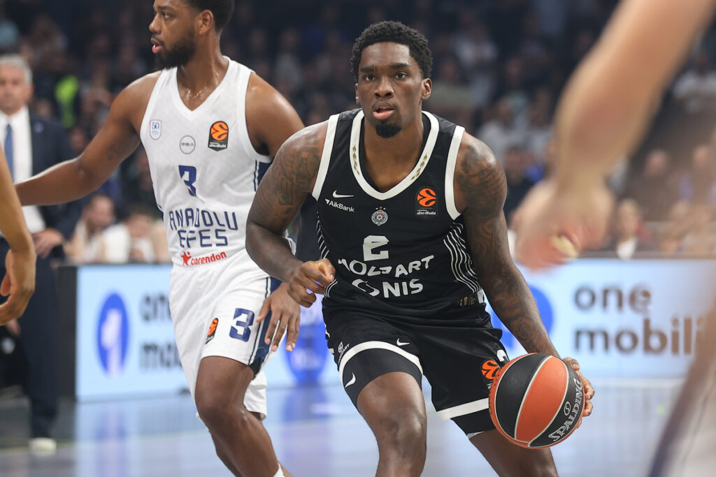 kosarkas Partizana na utakmici Evrolige protiv Efesa u hali Beogradska Arena, Beograd 09.10.2025. godine Foto: Ivica Veselinov / MN PRESS KOSARKA, BASKETBALL, EVROLIGA, EUROLEAGUE, PARTIZAN, EFES