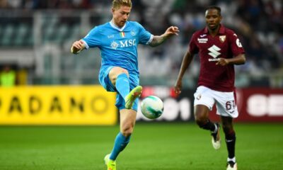 Napoli's Kevin De Bruyne controls the ball during a Serie A soccer match between Torino FC and Napoli, Saturday, Oct. 18, 2025, in Turin, Italy. (Alberto Gandolfoi/LaPresse via AP)