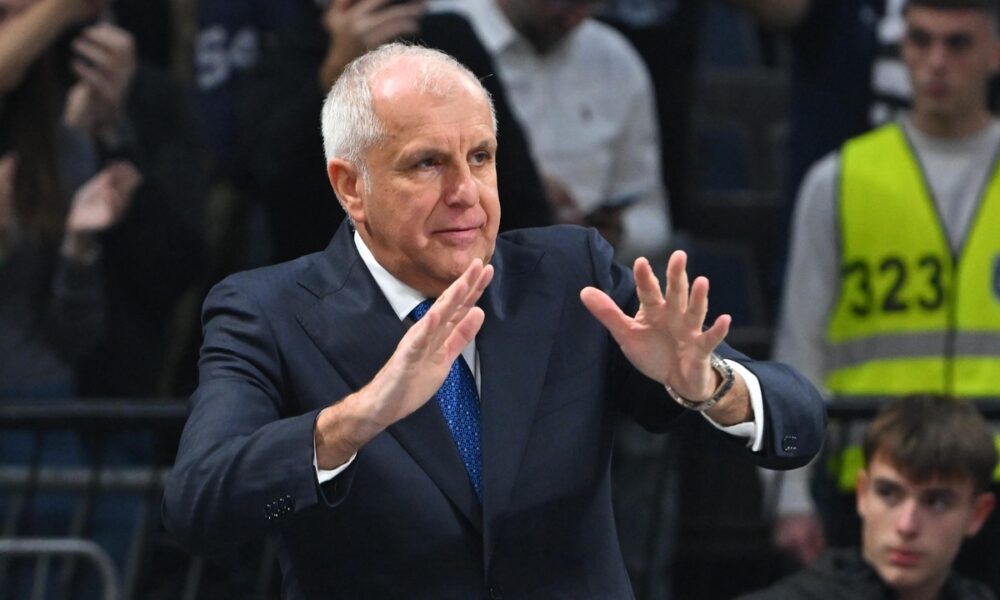 Trener Partizana na utakmici Evrolige protiv Pariza u hali Beogradska arena, Beograd 24.10.2025. godine Foto: Marko Metlas Kosarka, Partizan, Evroliga, Pariz