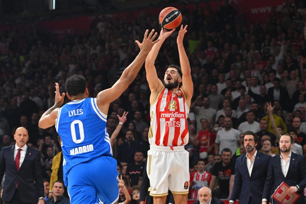 kosarkas Crvene zvezde na utakmici Evrolige protiv Reala Madrid u hali Beogradska arena, Beograd 17.10.2025. godine Foto: Marko Metlas Kosarka, Crvena zvezda, Evroliga, Real Madrid