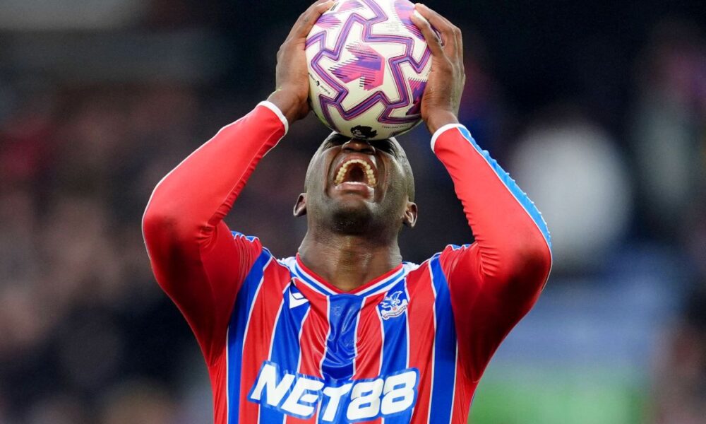 Crystal Palace's Jean-Philippe Mateta reacts following an English Premier League soccer match against AFC Bournemouth, Saturday, Oct. 18, 2025, in London. (Adam Davy/PA via AP)