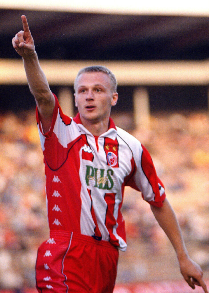 FUDBAL - Ivan Vukomanovic, fudbaler Crvena zvezda, na utakmici protiv Napretka iz Krusevca. Beograd, 10.05.2000. snimio:N.Parausic