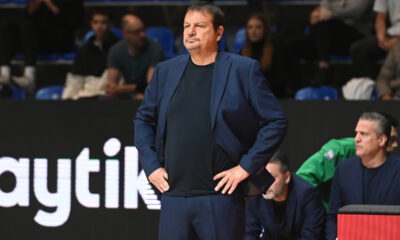 ERGIN ATAMAN, trener kosarkasa Panatinaikosa, na utakmici Evrolige protiv Makabija, u hali Aleksandar Nikolic. Beograd, 26.03.2025. foto: Nebojsa Parausic BASKETBALL, EUROLEAGUE, MACCABI, PANATHINAIKOS