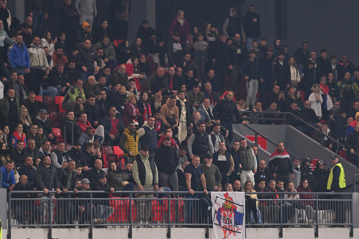 NAVIJACI fudbalera reprezentacije Srbije DANILO VUCIC na utakmici kvalifikacija za FIFA Svetsko prvenstvo protiv Albanije na stadionu Dubocica, Leskovac 11.10.2025. godine Foto: Marko Metlas Fudbal, Reprezentacija, Srbija, Albanija, Kvalifikacije za Svetsko prvenstvo