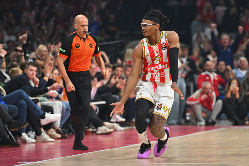 CHIMA MONEKE Cima Moneke kosarkas Crvene zvezde na utakmici Evrolige protiv LDLC Asvel Vilerbana u hali Beogradska arena, Beograd, 28.10.2025. godine Foto: Marko Metlas
Kosarka, Crvena zvezda, Evroliga, LDLC Asvel Vilerbana