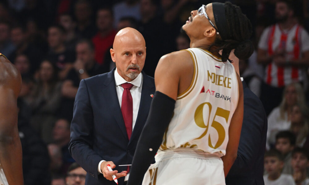 SASA OBRADOVIC trener kosarkasa Crvene zvezde na utakmici Evrolige protiv LDLC Asvel Vilerbana u hali Beogradska arena, Beograd, 28.10.2025. godine Foto: Marko Metlas Kosarka, Crvena zvezda, Evroliga, LDLC Asvel Vilerbana