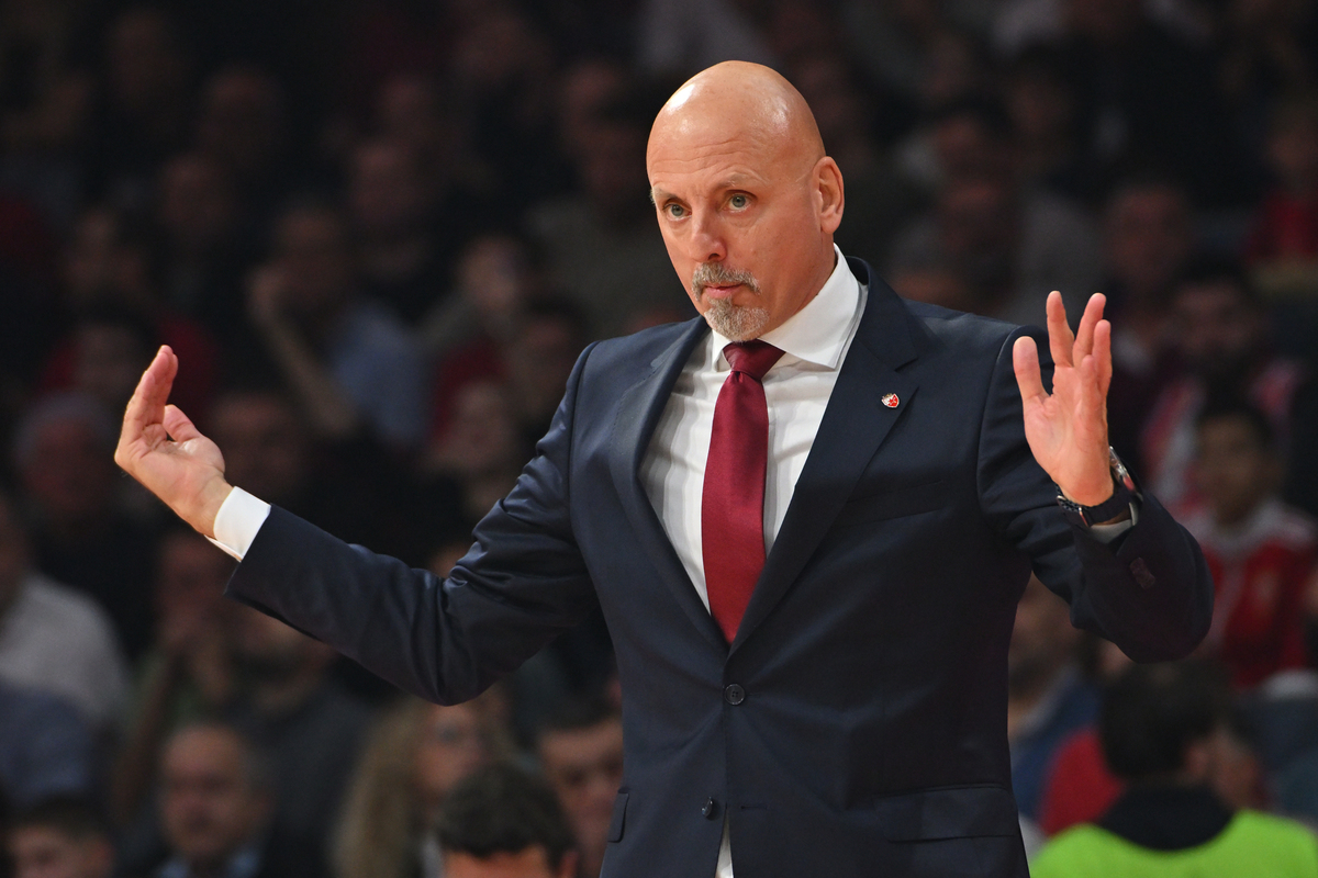SASA OBRADOVIC trener kosarkasa Crvene zvezde na utakmici Evrolige protiv Panatinaikosa Atina u hali Beogradska arena, Beograd 05.11.2025. godine Foto: Marko Metlas Kosarka, Crvena zvezda, Evroliga, Panatinaikos Atina