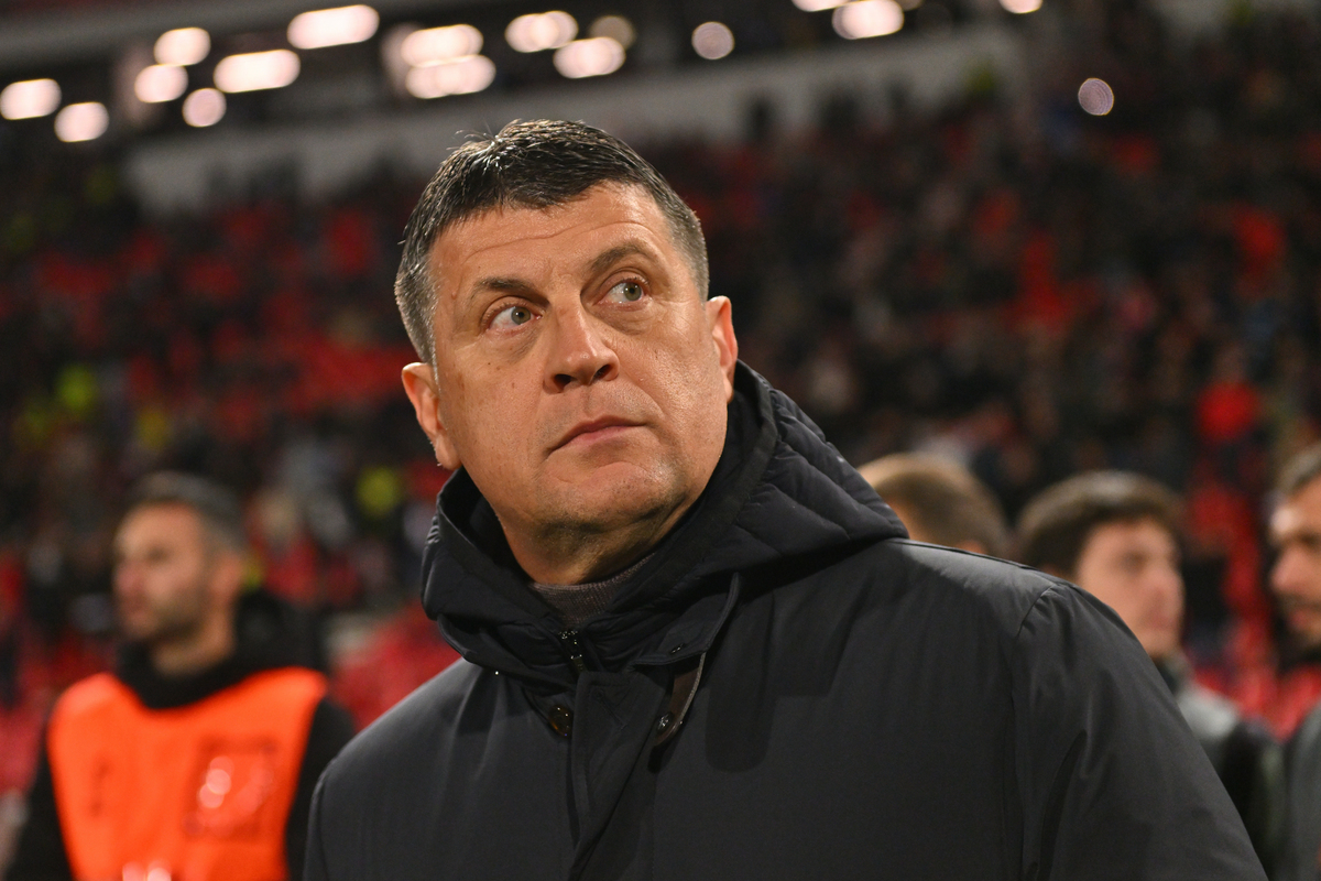 VLADAN MILOJEVIC trener fudbalera Crvene zvezde na utakmici UEFA Lige Evropa protiv LOSC Lila na stadionu Rajko Mitic, Beograd 06.11.2025. godine Foto: Marko Metlas Fudbal, Crvena zvezda, UEFA Liga Evropa, LOSC Lil