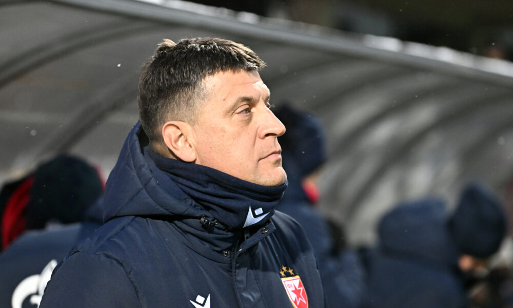 VLADAN MILOJEVIC, trener fudbalera Crvene zvezde, na prvenstvenoj utakmici protiv Javora, na stadionu kraj Moravice. Ivanjica, 23.11.2025. foto: Mladjan Ivanovic / MN Press Fudbal, Javor, Crvena zvezda