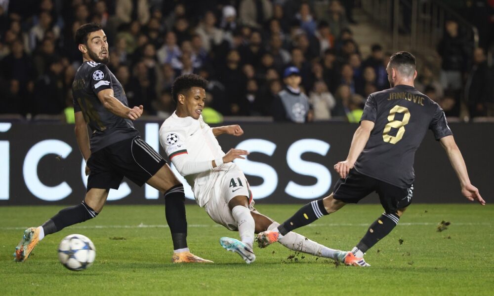 Chelsea's Estevao, center, scores his side's first goal during the Champions League opening phase soccer match between Qarabag and Chelsea in Baku, Azerbaijan, Wednesday, Nov. 5, 2025. (AP Photo)