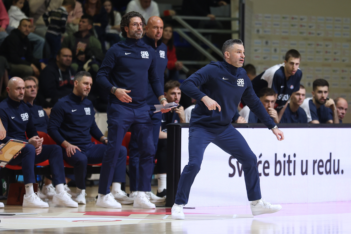 Selektor Srbije na utakmici kvalifikacija za FIBA Svetsko Prvenstvo protiv Svajcarske u hali Aleksandar Nikolic, Beograd 27.11.2025. godine Foto: Ivica Veselinov / MN PRESS KOSARKA, BASKETBALL, KVALIFIKACIJE, SRBIJA, SVAJCARSKA, SWITZERLAND, SERBIA, WORLD CUP QUALIFIERS