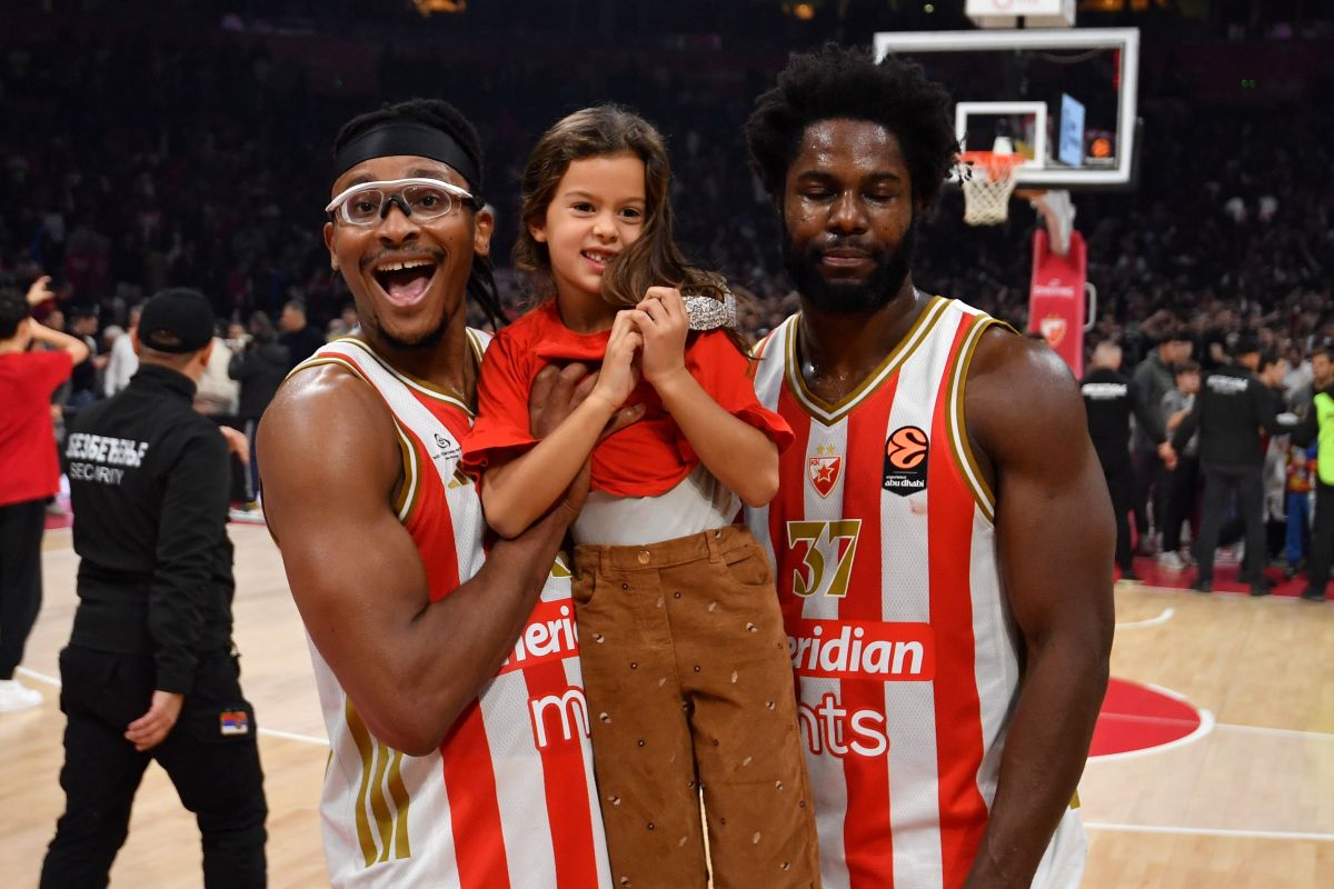 kosarkas Crvene zvezde na utakmici Evrolige protiv Olimpijakosa Pirej u hali Beogradska arena, Beograd 26.11.2025. godine Foto: Marko Metlas Kosarka, Crvena zvezda, Evroliga, Olimpijakos Pirej