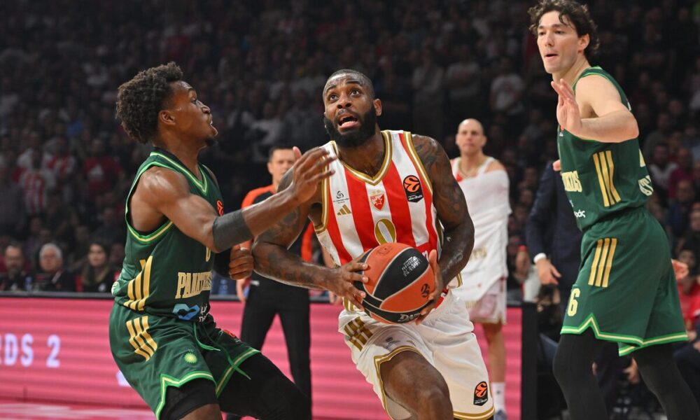 kosarkas Crvene zvezde na utakmici Evrolige protiv Panatinaikosa Atina u hali Beogradska arena, Beograd 05.11.2025. godine Foto: Marko Metlas Kosarka, Crvena zvezda, Evroliga, Panatinaikos Atina