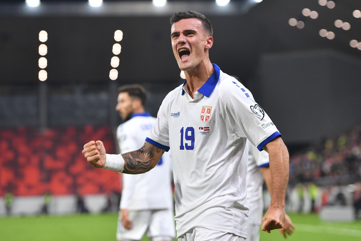 fudbaler reprezentacije Srbije na utakmici kvalifikacija za FIFA Svetsko prvenstvo protiv Letonije na stadionu Dubocica, Leskovac 16.11.2025. godine Foto: Marko Metlas Fudbal, Reprezentacija, Srbija, Letonija, Kvalifikacije za Svetsko prvenstvo