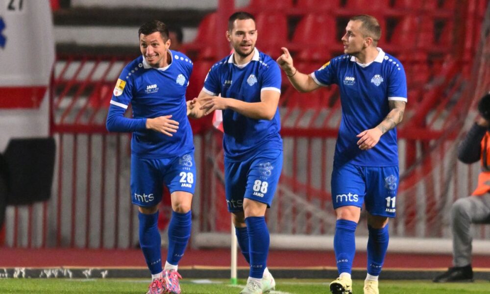 ALEKSANDAR PEJOVIC, DJORDJE JOVANOVIC, BORKO DURONJIC fudbaleri Radnika Surdulica na utakmici Superlige Prvenstva Srbije protiv Crvene zvezde na stadionu Rajka Mitica, Beograd, 02.11.2025. godine Foto: Marko Metlas Fudbal, Crvena zvezda, Superliga Prvenstvo Srbije, Radnik Surdulica