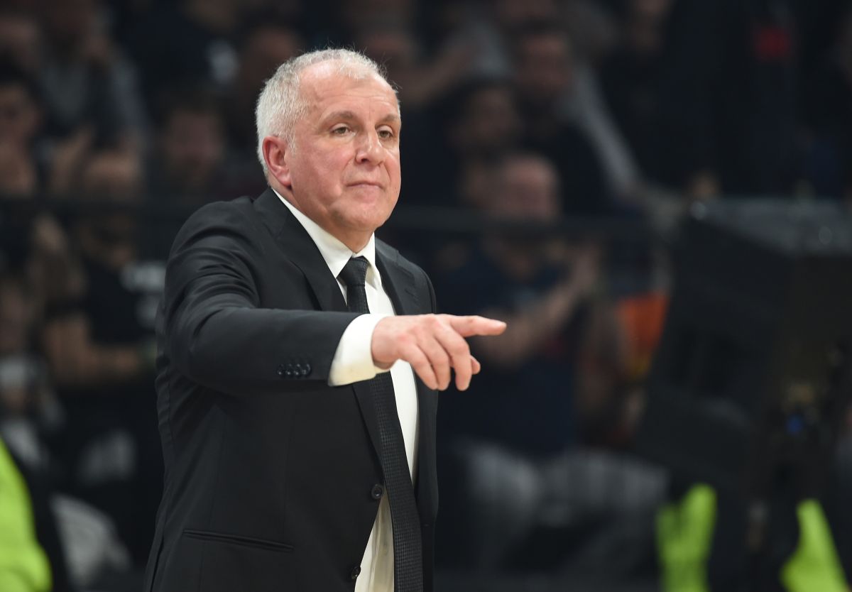 ZELJKO OBRADOVIC, trener kosarkasa Partizana, na utakmici Evrokupa protiv Burse, u Beogradskoj Stark areni. Beograd, 20.04.2022. foto: Nebojsa Parausic Kosarka, Eurocup, Partizan, Bursa