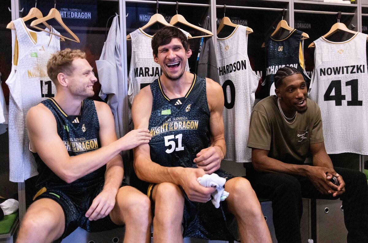 GORAN DRAGIC, oprostaj od aktivnog igranja kosarke, na utakmici Night of the Dragon, u hali Stozice. JAKA BLAZIC, BOBAN MARJANOVIC, JOSH RICHARDSON Dzos Ricardson Ljubljana, 24.08.2024. foto: MN Press / vp Kosarka, Slovenija, Noc Zmaja