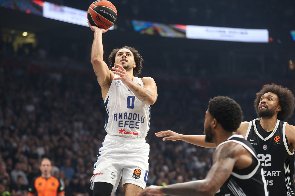 SHANE LARKIN Sejn Larkin kosarkas Efesa na utakmici Evrolige protiv Partizana u hali Beogradska Arena, Beograd 09.10.2025. godine Foto: Ivica Veselinov / MN PRESS KOSARKA, BASKETBALL, EVROLIGA, EUROLEAGUE, PARTIZAN, EFES