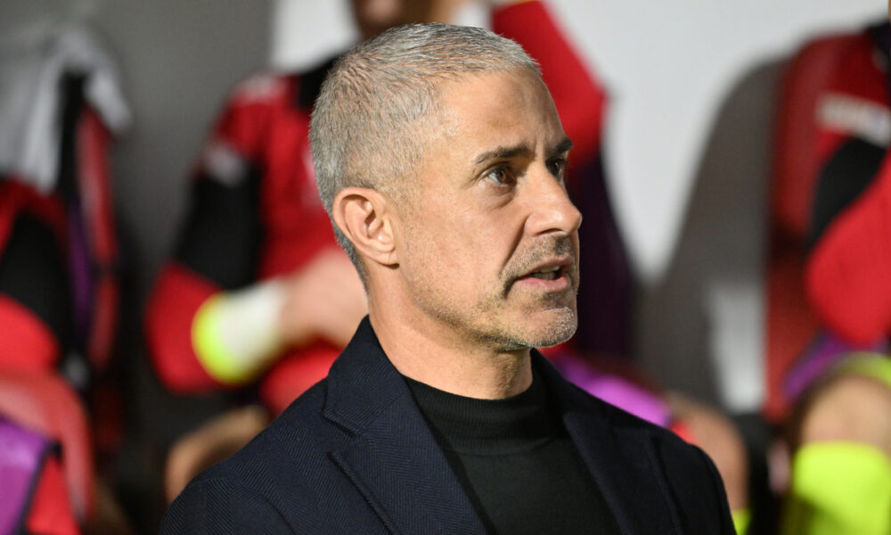 SYLVINHO Silvinjo selektor i trener fudbalera reprezentacije Albanije na utakmici kvalifikacija za FIFA Svetsko prvenstvo protiv Srbije na stadionu Dubocica, Leskovac 11.10.2025. godine Foto: Mladjan Ivanovic Fudbal, Reprezentacija, Srbija, Albanija, Kvalifikacije za Svetsko prvenstvo