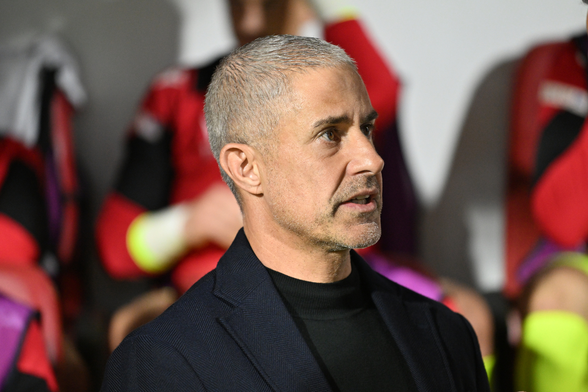 SYLVINHO Silvinjo selektor i trener fudbalera reprezentacije Albanije na utakmici kvalifikacija za FIFA Svetsko prvenstvo protiv Srbije na stadionu Dubocica, Leskovac 11.10.2025. godine Foto: Mladjan Ivanovic Fudbal, Reprezentacija, Srbija, Albanija, Kvalifikacije za Svetsko prvenstvo