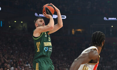 NIKOLAOS ROGKAVOPOULOS Nikolaos Rogkavopulos kosarkas Crvene zvezde na utakmici Evrolige protiv Panatinaikosa Atina u hali Beogradska arena, Beograd 05.11.2025. godine Foto: Marko Metlas Kosarka, Crvena zvezda, Evroliga, Panatinaikos Atina
