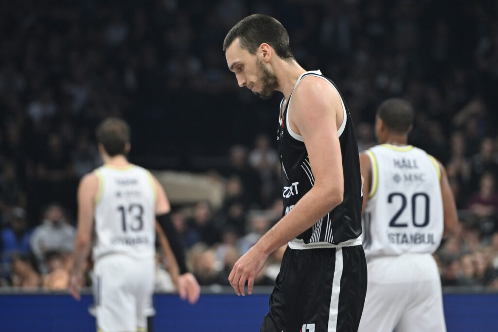 ALEKSEJ POKUSEVSKI kosarkas Partizana na utakmici Evrolige protiv Fenerbahcea Istanbul u hali Beogradska arena, Beograd 21.11.2025. godine Foto: Marko Metlas Kosarka, Partizan, Evroliga, Fenerbahce Istanbul