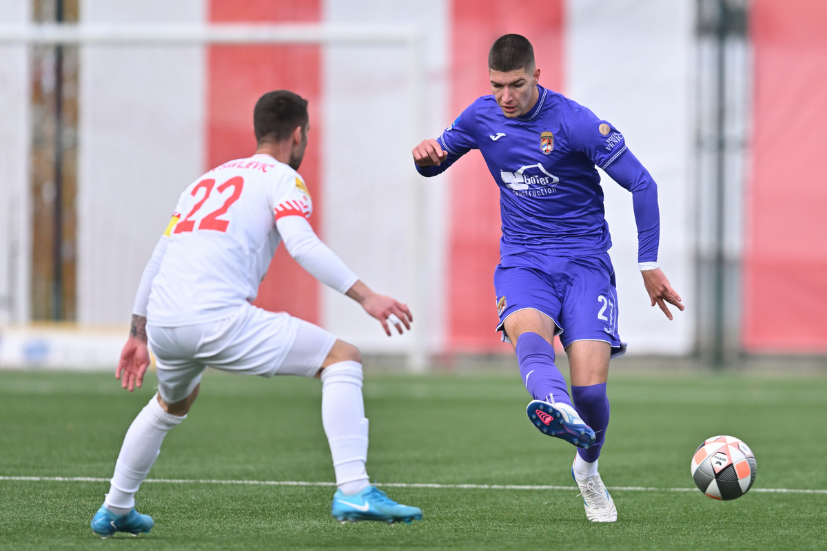 STEFAN GUDELJ fudbaler Graficara na utakmici Kupa Srbije protiv Radnickog Nis na stadionu omladinske skole Crvene zvezde na stadionu Rajko Mitic, Beograd 03.12.2025. godine Foto: Marko Metlas Fudbal, Graficar, Kup Srbije, Radnicki Nis