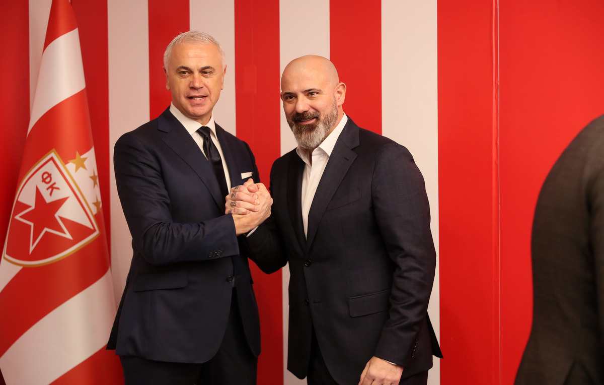 ZVEZDAN TERZIC direktor i DEJAN STANKOVIC novi trener fudbalera Crvene zvezde predstavljanje na stadionu Rajka Mitica, Beograd, 22.12.2025. godine Foto: MN PRESS Fudbal, Crvena zvezda