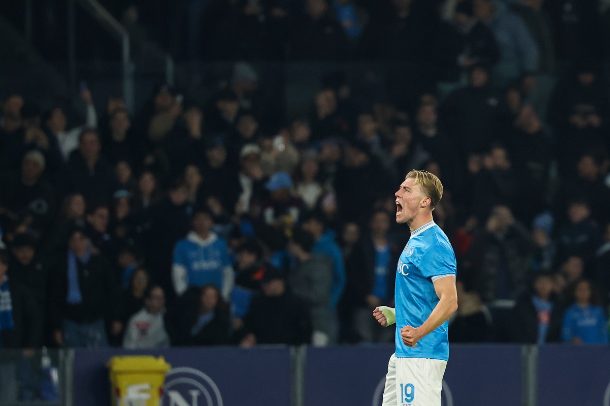 Napoli's Rasmus Hojlund celebrates after scoring the opening goal during the Serie A soccer match between Napoli and Juventus, in Naples, Italy, Sunday, Dec. 7, 2025. (Alessandro Garofalo/LaPresse via AP)