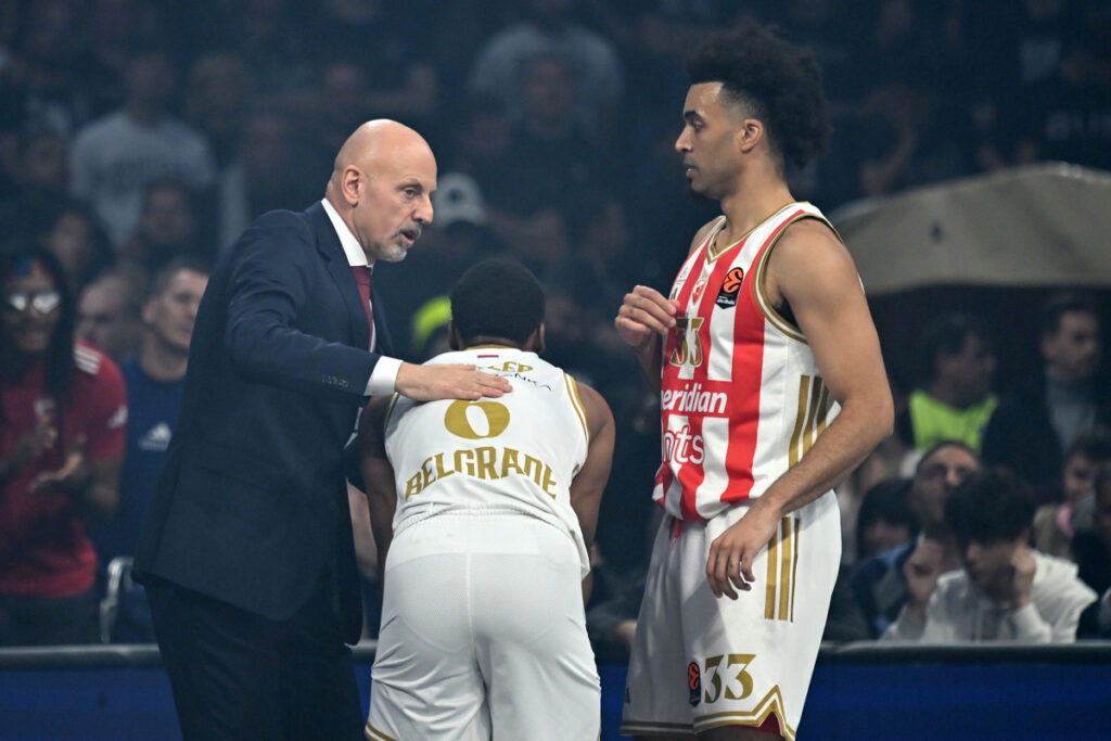 kosarkas Crvene zvezdena utakmici Evrolige protiv Partizan u hali Beogradska arena, Beograd 12.12.2025. godine Foto: Marko Metlas Kosarka, Partizan, Evroliga, Crvena zvezda