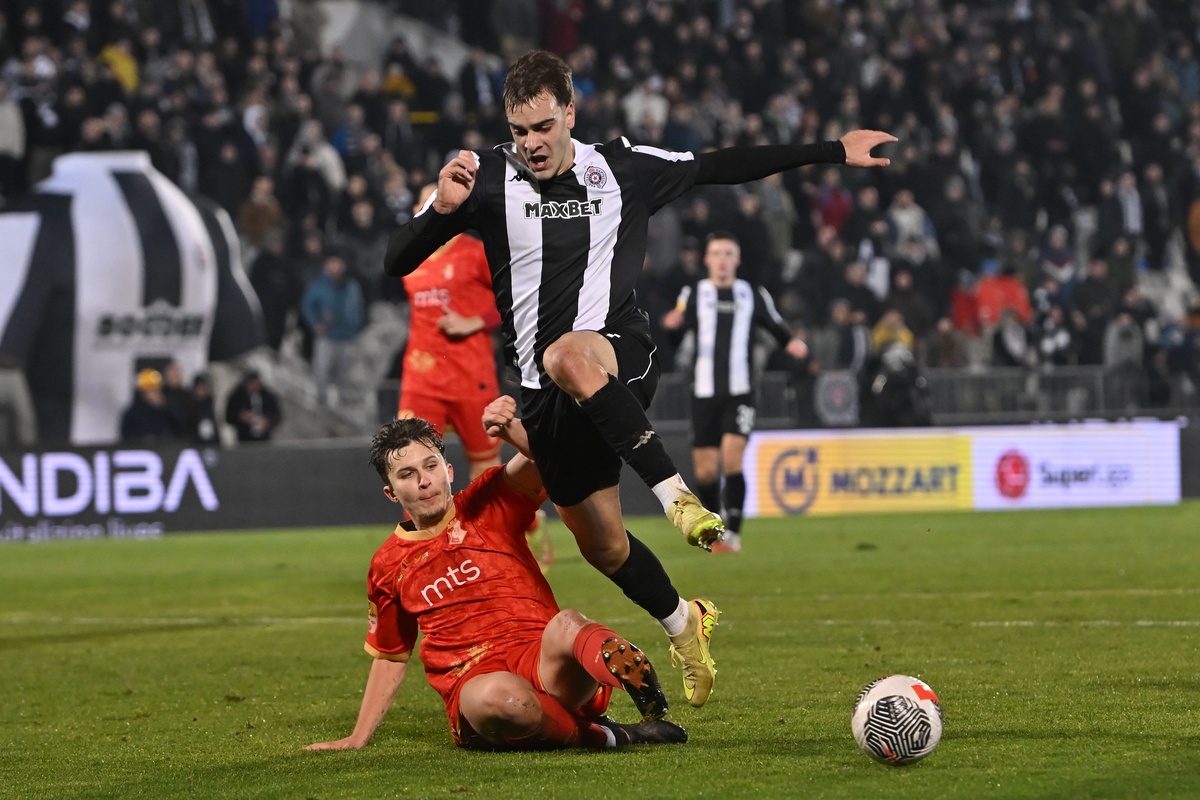 fudbaler Partizana na utakmici Superlige Prvenstva Srbije protiv Napretka Krusevac na stadionu Partizana, Beograd 13.12.2025. godine Foto: Marko Metlas Fudbal, Partizan, Superliga Prvenstvo Srbije, Napredak Krusevac