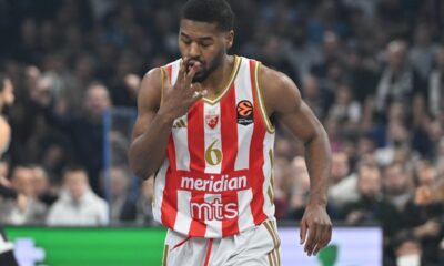 kosarkas Crvene zvezde na utakmici Evrolige protiv Partizana u hali Beogradska arena, Beograd 12.12.2025. godine Foto: Marko Metlas Kosarka, Partizan, Evroliga, Crvena zvezda