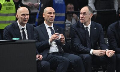 Treneri Partizana na utakmici Evrolige protiv Makabija Tel Aviv u hali Beogradska arena, Beograd 26.12.2025. godine Foto: Marko Metlas Kosarka, Partizan, Evroliga, Makabi Tel Aviv